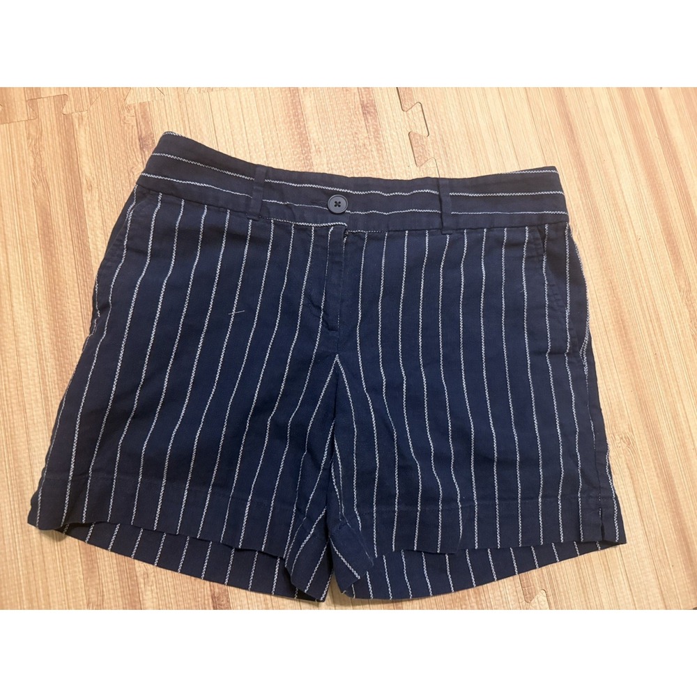 Loft Shorts Size 0 Blue & White Pinstripe EUC
